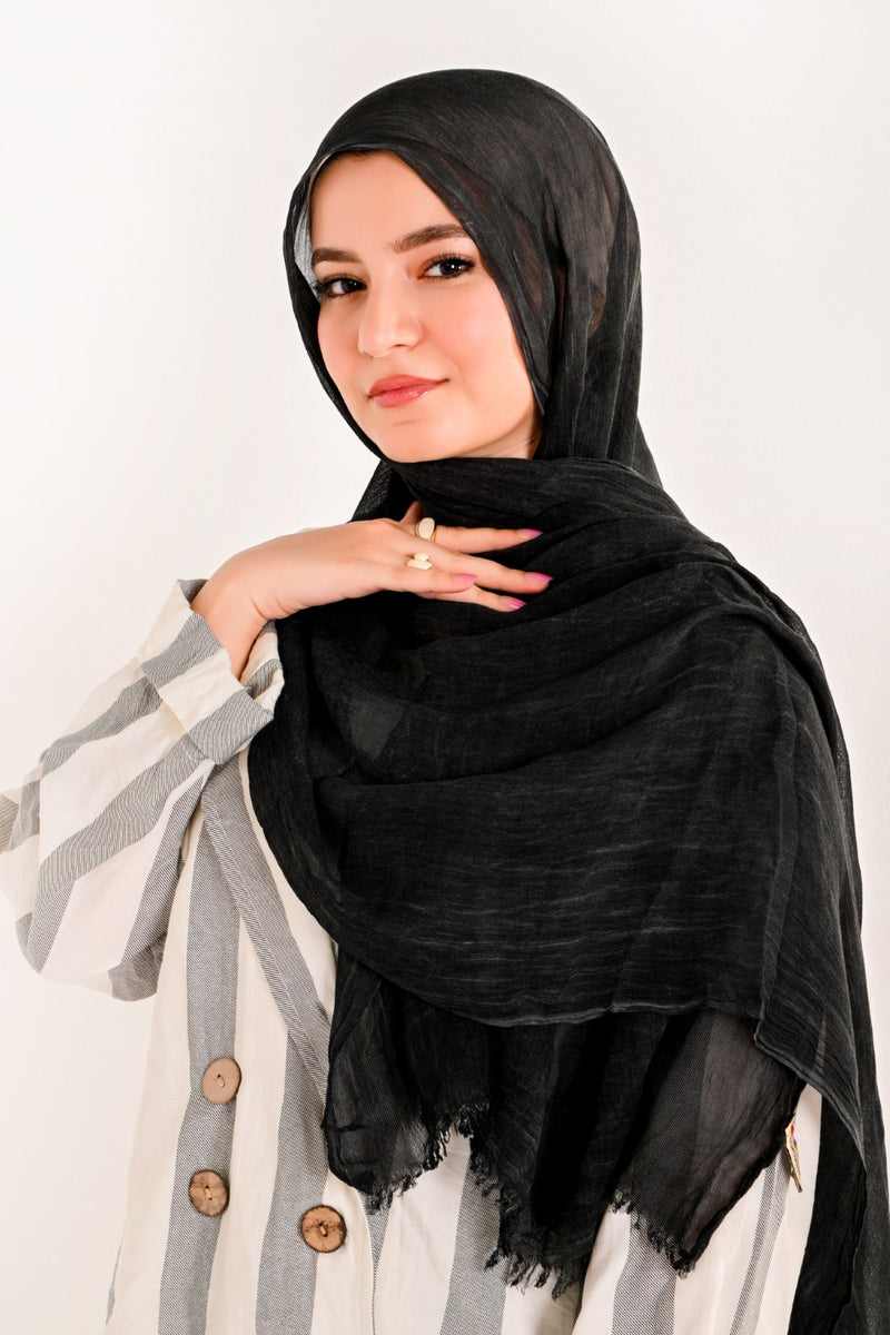 RUFFLED COTTON MARBLE Soft BLACK shade